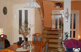 Casa individuala la pret OPORTUN in cartierul Dambul Rotund!