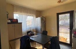 De vanzare Casa cu dependinte in Mera