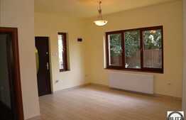 --PARCUL CENTRAL--! NOUA , FINISATA , UTILATA , MOBILATA PARTIAL. SUPER CASA !!