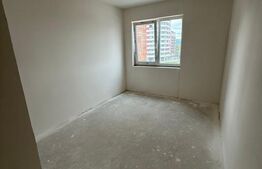 Apartament semidecomandat, 48 mp, lift, incalzire in pardoseala, zona Vivo