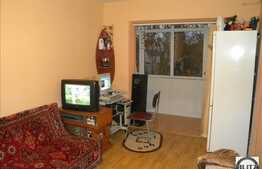 28 mp cu balcon inchis!