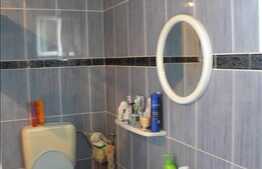 Zona linistita de case, acces usor in centru !