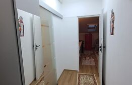 Apartament la mansarda, cu 3 camere, 60 de mp, in zona Teilor, parcare cu CF