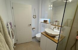 Apartament cu 2 camere, etaj intermediar, balcon, parcare, zona Porii