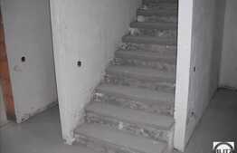 Casa Insiruita Din Dambul Rotund La Stadiul De Semifinisat !