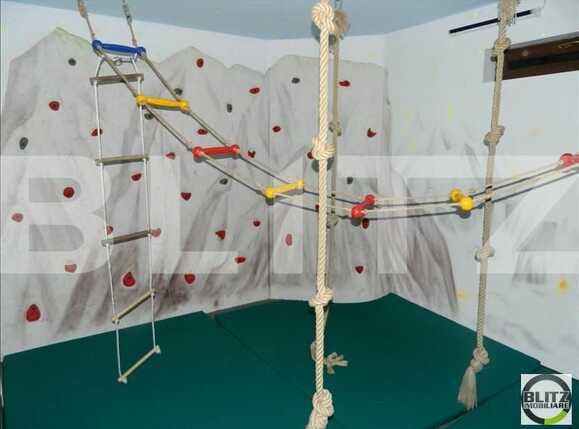 Casa de vânzare 6 camere Europa - 18497CV | BLITZ Cluj-Napoca | Poza9