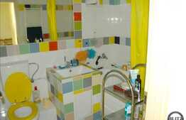 Apartament de vanzare cu 3 camere, 85 mp utili