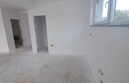 Casa cu 5 camere tip duplex, impecabila, zona Tractorul