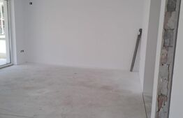 Casa cu 5 camere tip duplex, impecabila, zona Tractorul