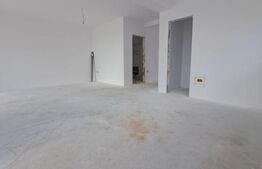 Casa cu 5 camere tip duplex, impecabila, zona Tractorul