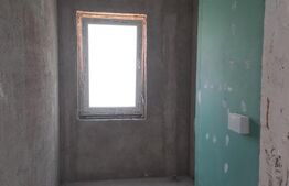 Casa cu 5 camere tip duplex, impecabila, zona Tractorul