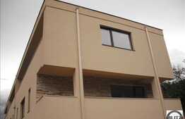 Zona centrala, calitate deosebita, suprafata generoasa!