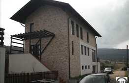 SUPEROFERTA  ! Casa finisata La Cheie. Design si calitate !