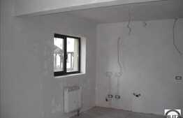 Casa tip duplex, Pret Avantajos, in Zona Floresti!