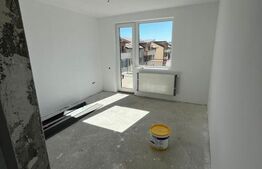 Apartament semifinisat, decomandat, terasa de 53 mp, zona Eroilor