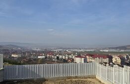 Apartament spatios cu gradina, 68mp, cu 3 camere, dressing, garaj 