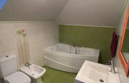 OPORTUNITATE!  5 camere, 202 mp total, 2 niveluri, 2 balcoane 23 mp- Ghoergheni