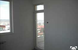 O casa cu suprafata generoasa in zona deosebita!