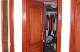 Triplex La Cheie in Zona Campului!