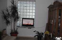 Casa in zona linistita cu stil arhitectural deosebit!