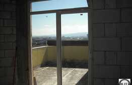 O casa cu arhitectura deosebita, in zona Dambul Rotund!