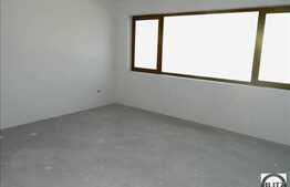 Vanzare 3 camere, 80 mp + 20 mp TERASA, zona de interes!