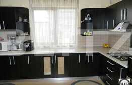 Casa spatioasa si luminoasa, 196 mp utili cu garaj, terasa si gradina