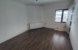 Casă individuală aproape de Castelul Banffy, Răscruci
