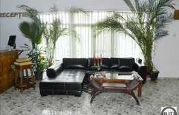 De vanzare casa cu 8 camere, 480 mp utili si teren de 986 mp