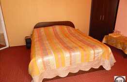 De vanzare casa cu 8 camere, 480 mp utili si teren de 986 mp