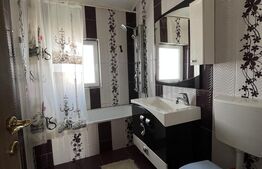 Apartament 2 camere, decomandate, 56 mp, parcare, zona Porii