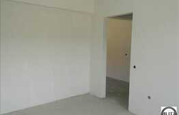 Vanzare apartament 3 camere, zona strazii Urusagului, semifinisat