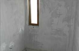 Vanzare apartament 3 camere, zona strazii Urusagului, semifinisat