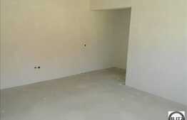 Vanzare apartament 3 camere, zona strazii Urusagului, semifinisat