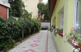 Proiect autorizat 3 apartamente de lux sau cladire birou 300 mp utili!