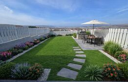 Apartament spatios 68mp, 3 camere, garaj si gradina mare 90mp
