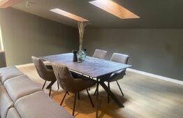 Apartament cu 3 camere, 90 mp, cu parcare si boxa la subsol, in zona Teilor