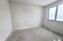 Apartament 3 camere, 63 mp, etaj intermediar, zona Vivo