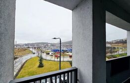 Apartament cu 3 cam, 78 mp, cu 2 bai, balcon si parcare subterana, in zona Vivo