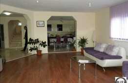 Imobil DEOSEBIT cu 500 mp utili si 8 camere !!!