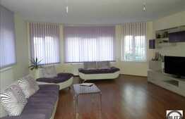 Imobil DEOSEBIT cu 500 mp utili si 8 camere !!!