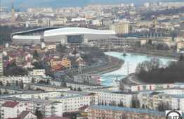 Imobil DEOSEBIT cu 500 mp utili si 8 camere !!!