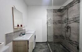 Apartament 2 camere, 54 mp, parcare, zona Terra