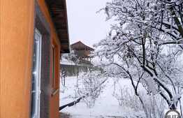 Casa individuala 200 mp utili, 1560 mp teren , priveliste frumoasa si liniste