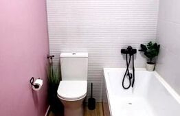 Apartament cu 3 camere, 63 mp, cu 2 bai si balcon mare, in zona Valea Garboului