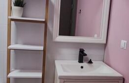 Apartament cu 3 camere, 63 mp, cu 2 bai si balcon mare, in zona Valea Garboului