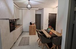 Apartament cu 3 camere, 63 mp, cu 2 bai si balcon mare, in zona Valea Garboului