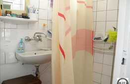 Vanzare casa solida intr-o zona de interes!