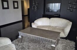 Apartament 4 camere, 135 mp, 2 bai, terasa, parcare, Complex Semiluna