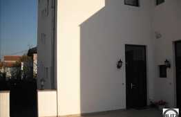 Casa tip duplex La Cheie, cu gradina in zona Europa!